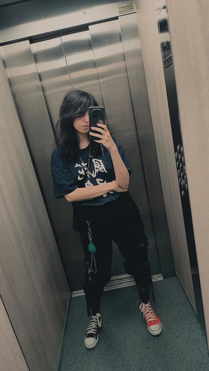 Viicky Scarlet ‧₊ᓀ ᵥ ᓂ ➶ tweet media