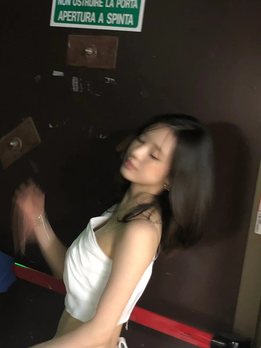 lightsumpics's tweet photo. 260626 #nayoung instagram update (2)

#LIGHTSUM #라잇썸 #나영 #NAYOUNG https://t.co/B3E81MxfGY