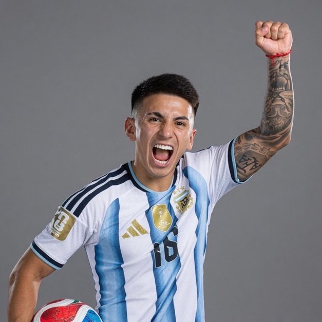 CentralFlaNacao's tweet photo. ⚠️ O Flamengo já chegou a um acordo com o Atlético de Madrid e com o empresário de Thiago Almada.  

Falta apenas a aprovação do jogador para que a negociação seja concluída.

🗞️ @geglobo 
📸 FIFA https://t.co/uyAQMzQfTR