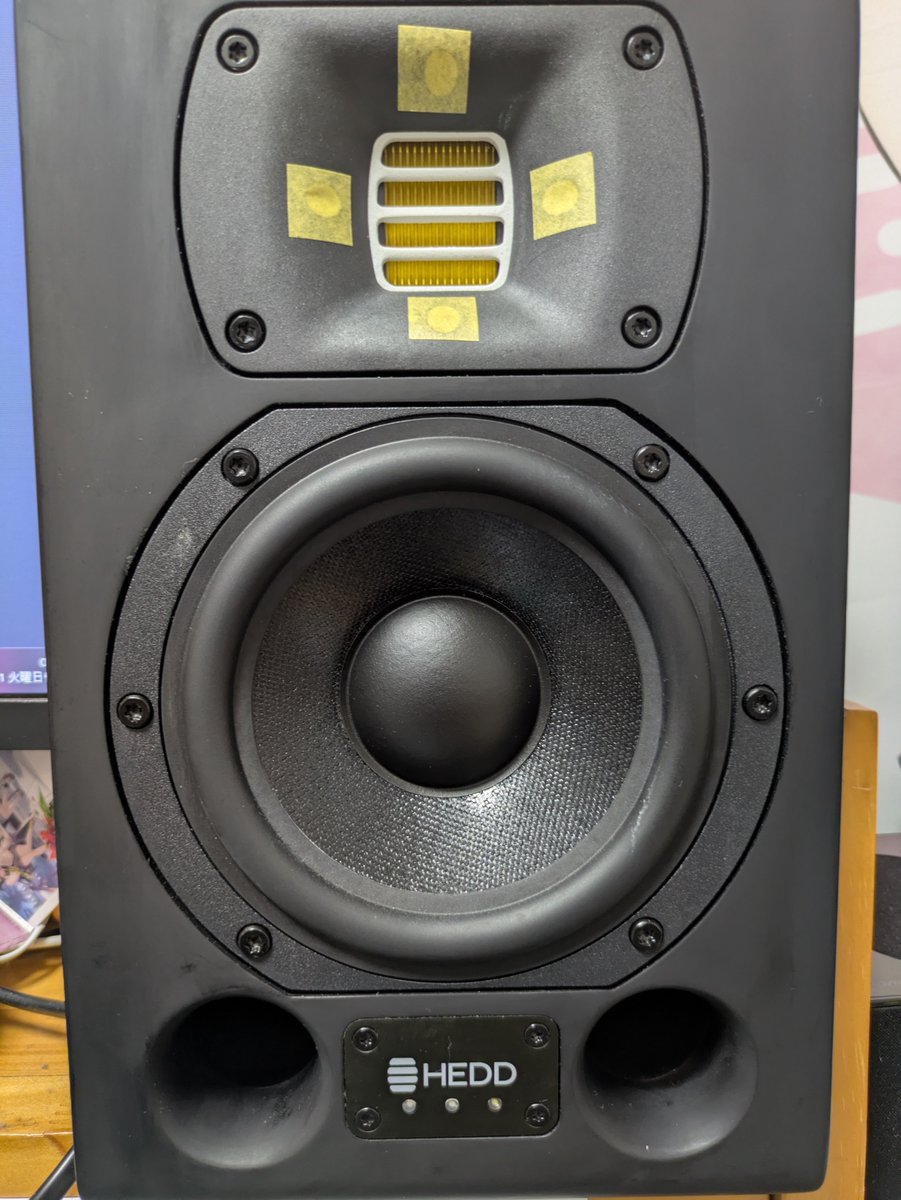 satellite65536's tweet photo. クソデカスピーカーありがとうございます。愛してます。2台納入するとデカさに圧倒されます。
パワードで音量設定最低にしても隣の部屋は余裕で聞こえます。気持ちいいです。今後ともよろしくお願いいたします。 https://t.co/CSP1blNP34
