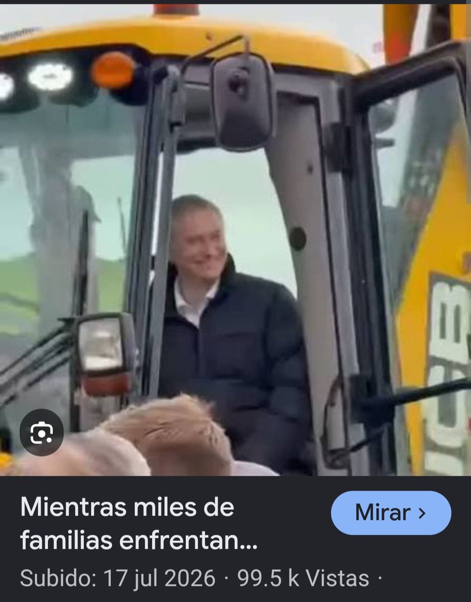 JennyGo46324431's tweet photo. @conihube Oye tu presidente vino a hacer show 4 dias dsp a Penco https://t.co/oD32YRlsy0