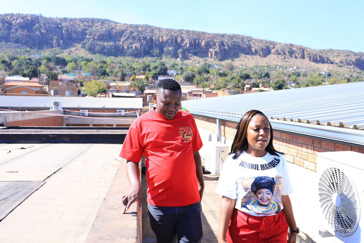 Ngwana_Badimu's tweet photo. ♦️In Pictures♦️

Today, the MMC for Health visited Lusaka Clinic in Mamelodi, where construction of our state-of-the-art healthcare facility is progressing well.

#EFFInGovernment https://t.co/LdcmAnNF2l