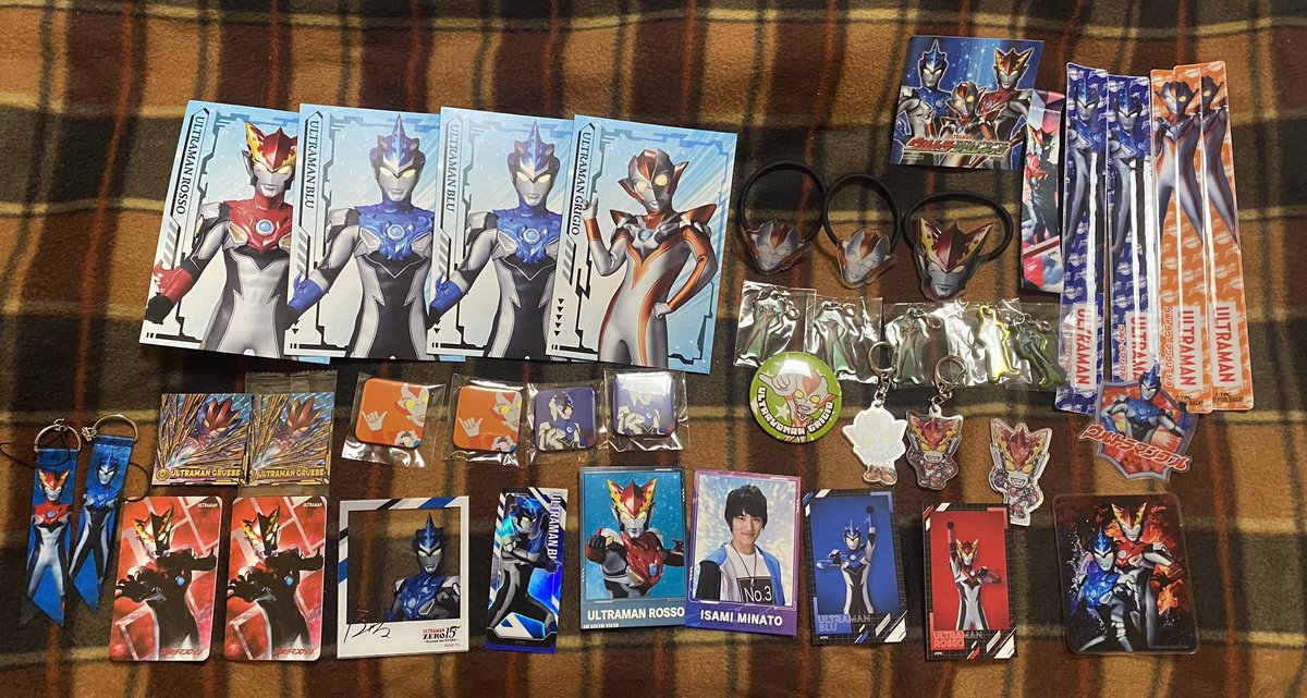 maru_ibt's tweet photo. FFからいただいた品…!!
感謝感激😭😭✨️✨️🙏🙏 https://t.co/y3DZjOlvIl