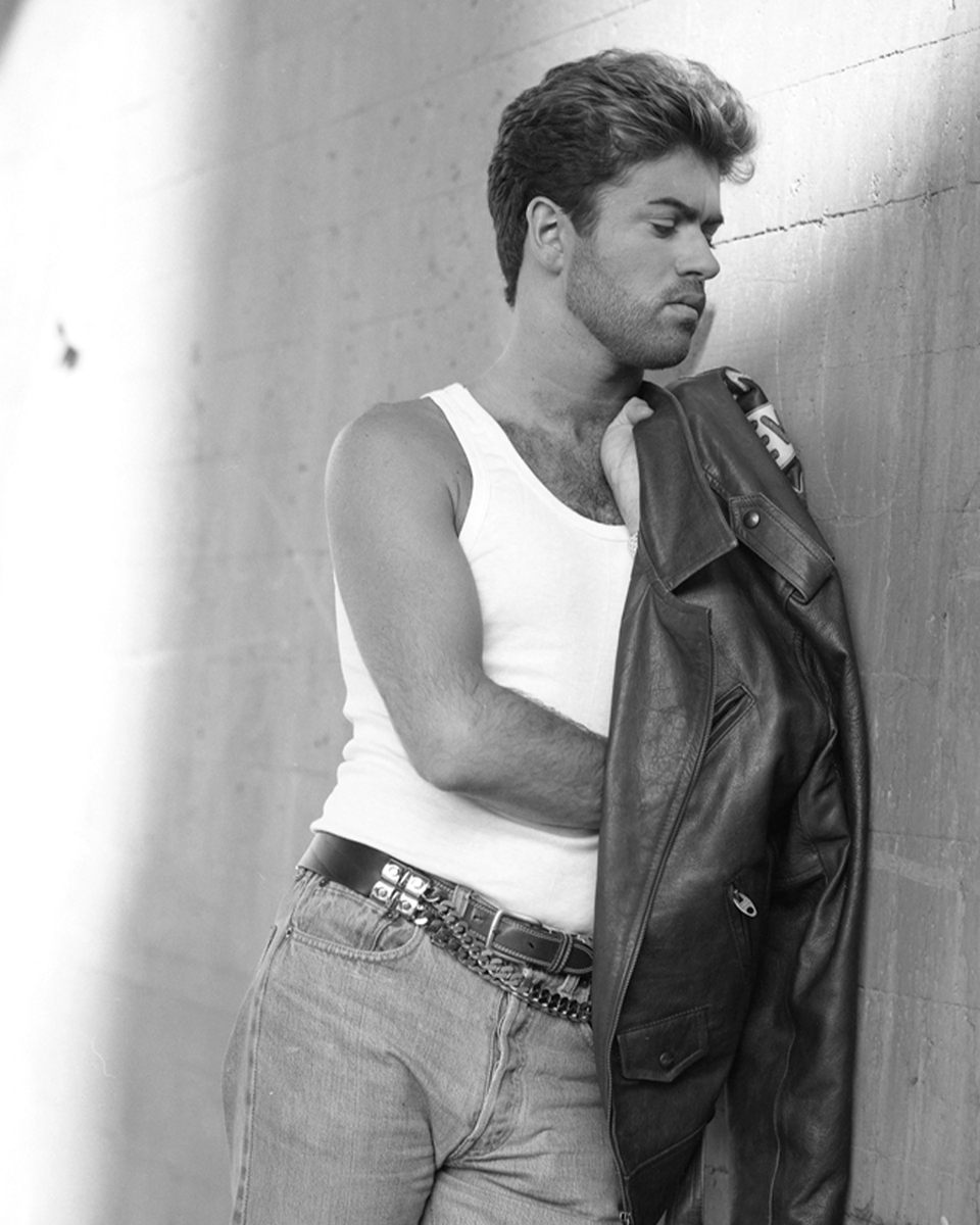 GeorgeMOfficial's tweet photo. 📸 Chris Cuffaro photo session, 1988. https://t.co/itvfcEDpVk