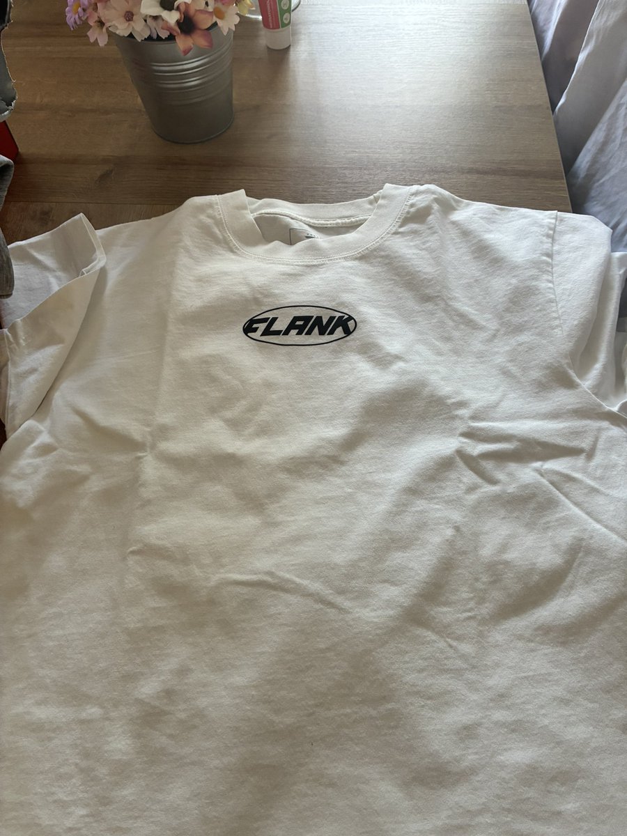 Pvfcjoe's tweet photo. W @ZooMaa @TheFlank only took four days to ship to the uk too 🔥 https://t.co/wDerjQnXCC