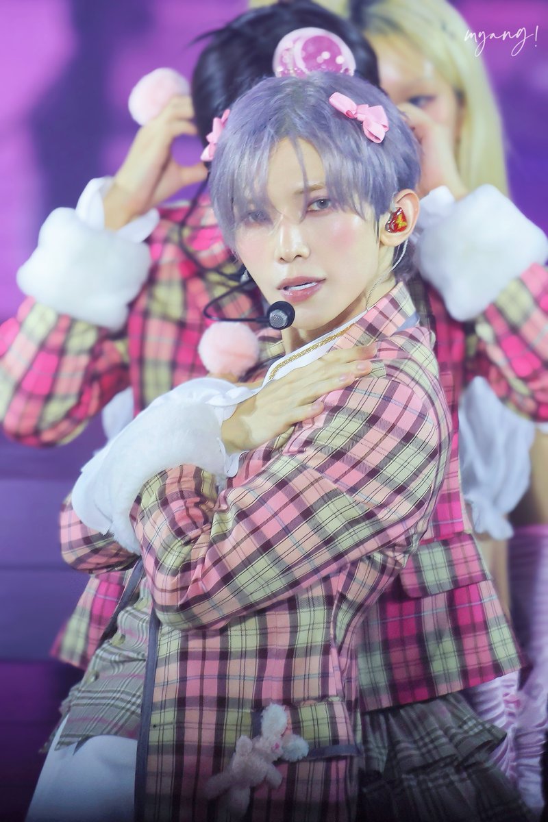 myang2_ys's tweet photo. 260718 팬미팅
큐티뽀짝🎀

#ATEEZ #에이티즈 #여상 #YEOSANG #강여상 https://t.co/lfDYO1vL3x
