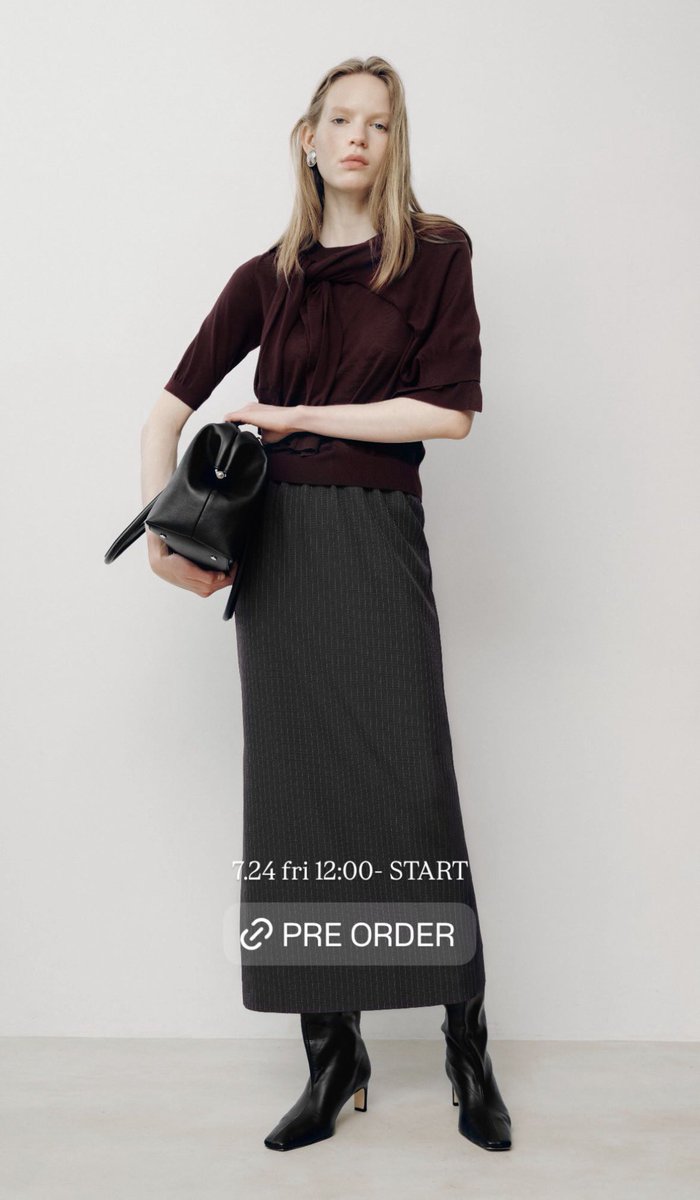 yoona31500's tweet photo. Mila Owenの秋冬、洗練された色使いで全部ほしい🧦🧳
軽くてガシガシ使える、リバーウールコートのベージュカラー欲しかったからやっと出て嬉しい！！！
ロングコート2年前に買ったけど、毎日着てた笑笑

お仕事コーデがミラオーウェンで上下U3万円で揃えられる👏🏻 https://t.co/tfkR4PpeP0