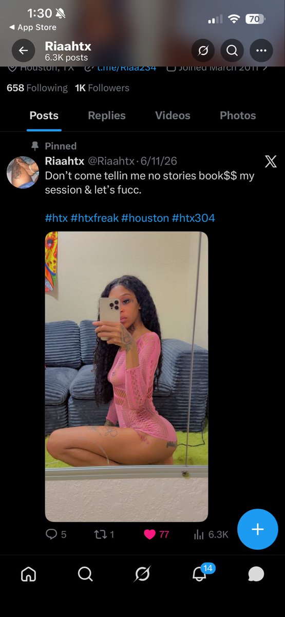 hunchooteezy's tweet photo. DONT SEND THIS BUM ASS BITCH NO MONEY THE HOE A BUM AND SCAMMER!!! @Riaahtx bitch i’ma get ya touched Houston ain’t that big hoe watch out fs💯 https://t.co/OSZPnkN4pD
