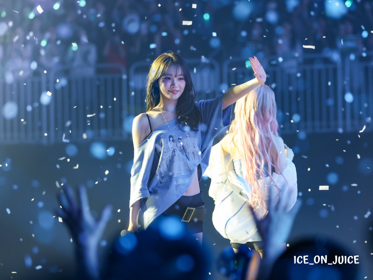 ice_on_juice's tweet photo. 260711 PUREFLOW in Incheon Day1

#LE_SSERAFIM #르세라핌 #김채원 #KIMCHAEWON #채원 #CHAEWON #チェウォン https://t.co/G15BoVwVYl