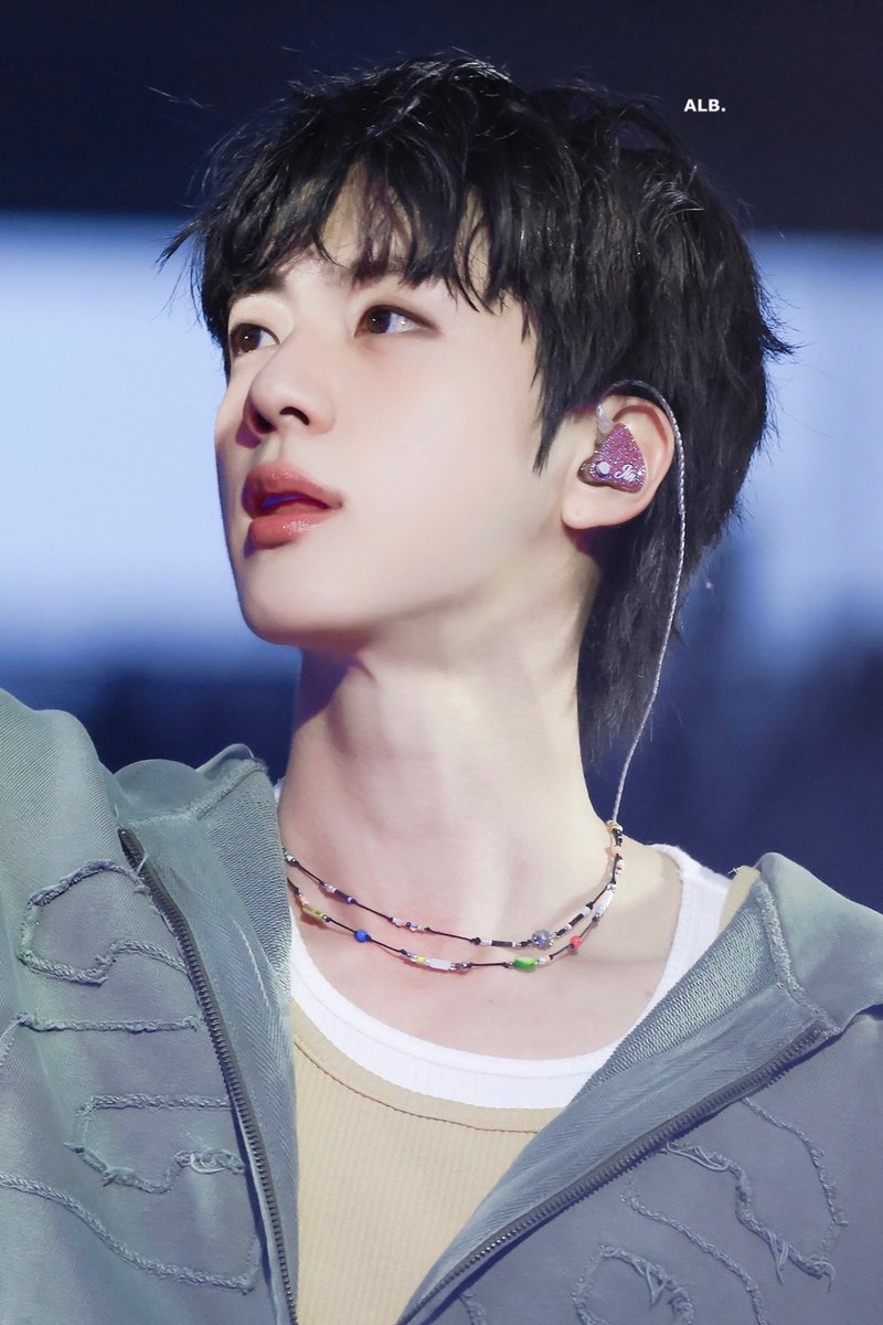 ALittleBraver92's tweet photo. 260718 HD 

#방탄소년단진 #김석진 #석진 #진 #BTSJIN #JIN 
#BTS_WORLDTOUR_ARIRANG
@BTS_twt https://t.co/tYh4S8Fyq9