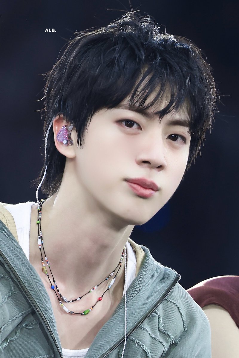 ALittleBraver92's tweet photo. 260718 HD 

#방탄소년단진 #김석진 #석진 #진 #BTSJIN #JIN 
#BTS_WORLDTOUR_ARIRANG
@BTS_twt https://t.co/tYh4S8Fyq9