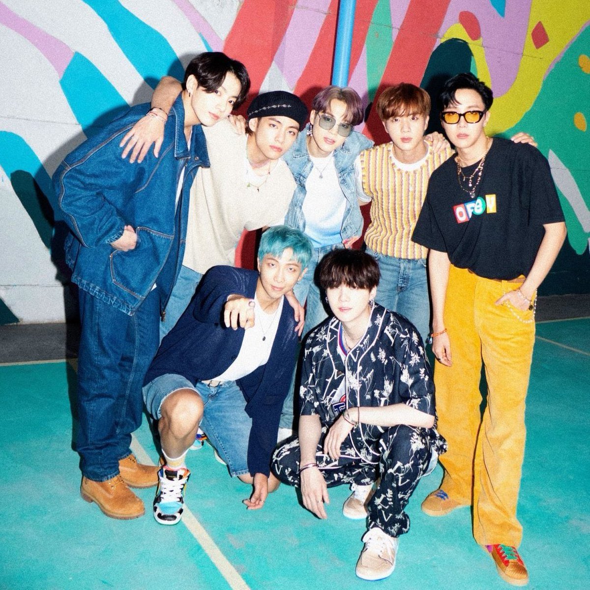 The BTS Chart tweet media