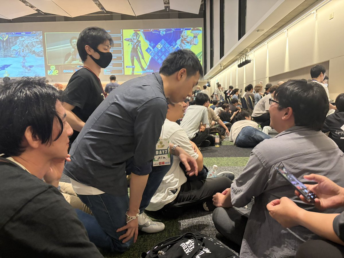 ロバートR ❖ RobertR tweet media