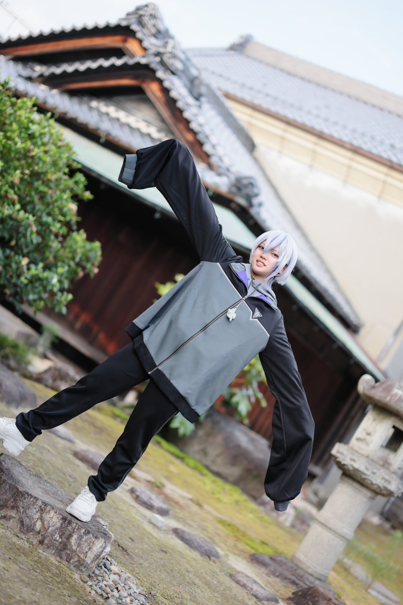 yano__cos's tweet photo. ⚠コスプレ/靴色違い
　二百三十二番

　　なんだかとってもあるけみー！

#夏大満喫本丸2026
📸→ほいぽいさん（＠Zyakko_hp_FC ） https://t.co/6LhiZxLjjY