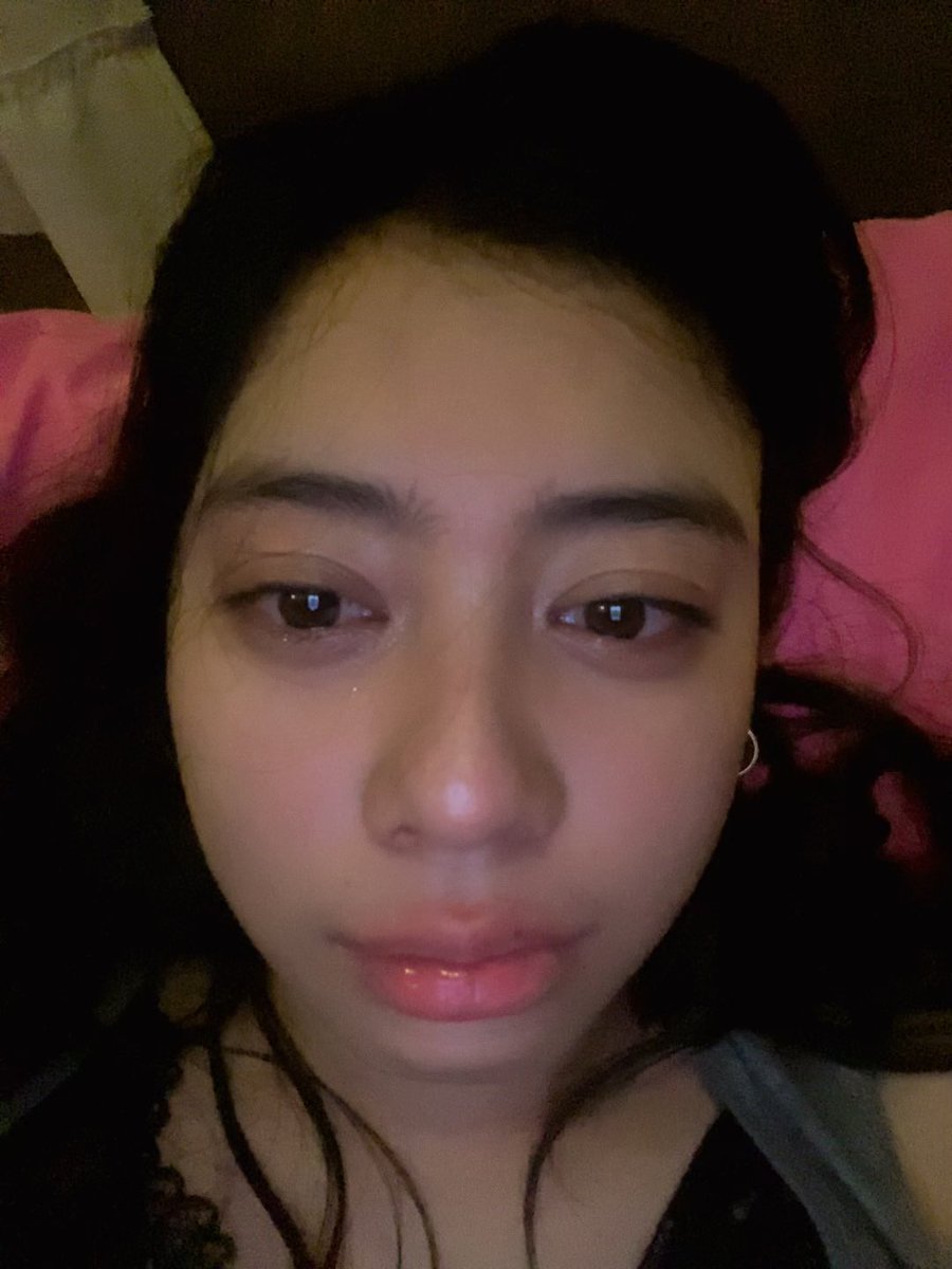 Sepisendiri_'s tweet photo. kadang apa yg membuatku menangis aku juga gatau https://t.co/zJoVGZVZqz