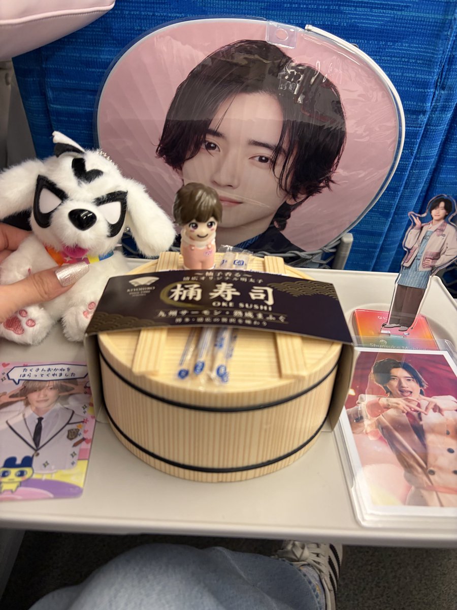 r_______m728's tweet photo. 福岡楽しかった😽💘🤍
スタトロで見事におしり向けられて
一瞬萎えたけど友達のおかげで
最後まで楽しめた🥺🌟
吊り革風ﾌｫﾄ?撮るの激むずかった😹

#なにわ男子_ND⁵ https://t.co/ekWguqigtb