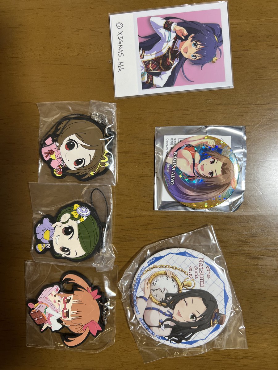XIGNAS_hbk's tweet photo. 【譲渡】
アイドルマスター　シンデレラガールズ
缶バッジ　ラバーストラップ
ミニアクスタ　バースデーカード

出)
画像のとおり

求)
応相談
(金銭ですと希望のキャラを頂いた上で回答します)

希望が被った際はまとめての方優先
当方の担当のグッズと交換も可能
IWSFでの手渡しを予定しています https://t.co/xOrTX3Mq1r