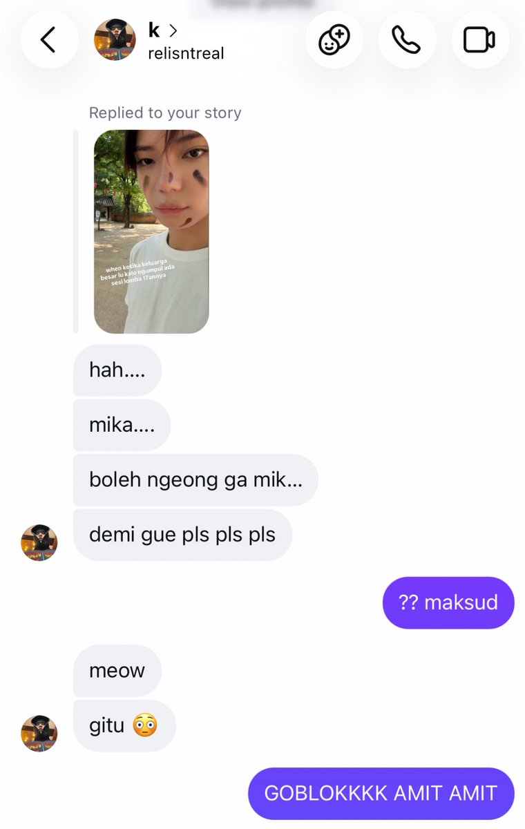 evermoreryyl's tweet photo. rulnyul #mikarel two tweets au :3 https://t.co/V7JkpNOjtp