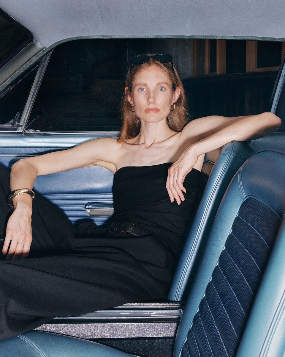 LilySilk's tweet photo. The Silk Wool Pleated Tube Top.

The art of keeping it simple.
A sculpted silhouette with soft movement, designed to leave an impression without saying too much.

Fall 2026 | Explore more via link in bio

 #LilySilk #LiveSpectacularly #WhisperedChecks https://t.co/P3nc3EA4eK