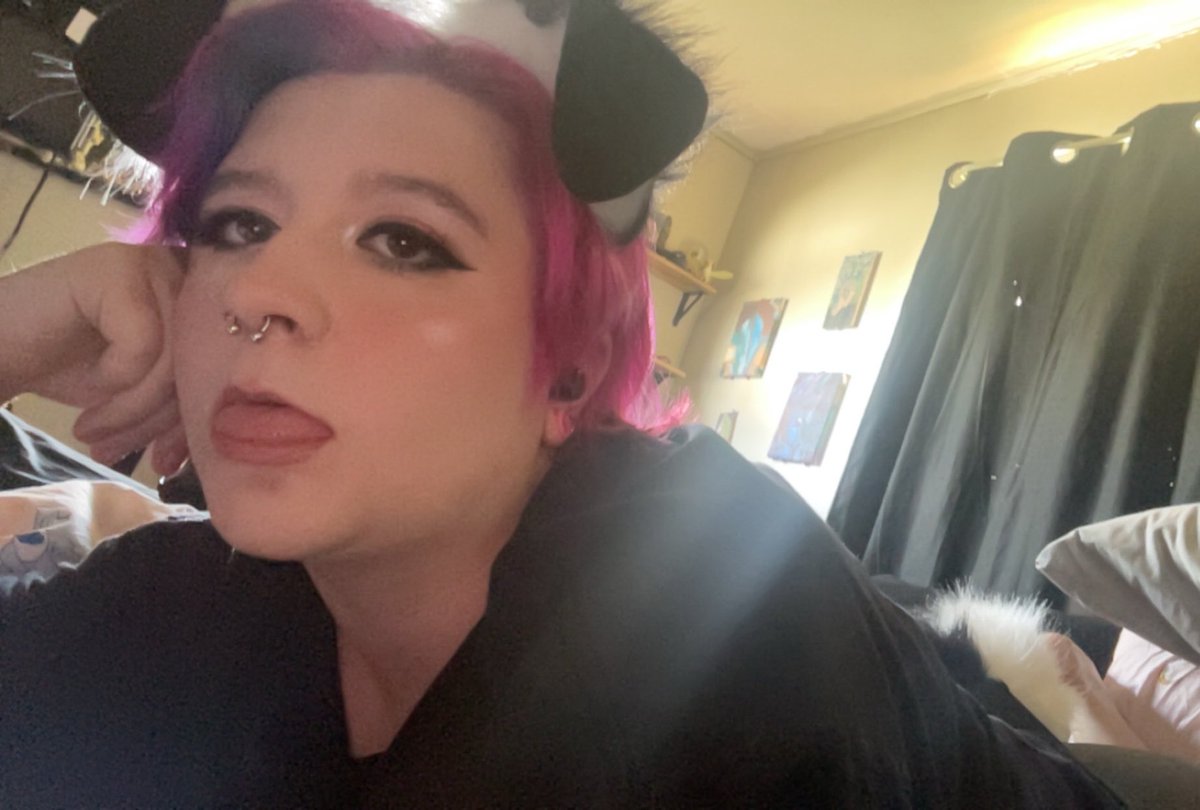 onyxxx_pup's tweet photo. Deleted a bunch of my media because you guys have been slacking and some of you are on your worst behavior 🤨☹️

I deserve to be treated better and spoiled!! Fix it! https://t.co/ZGcdkukioy