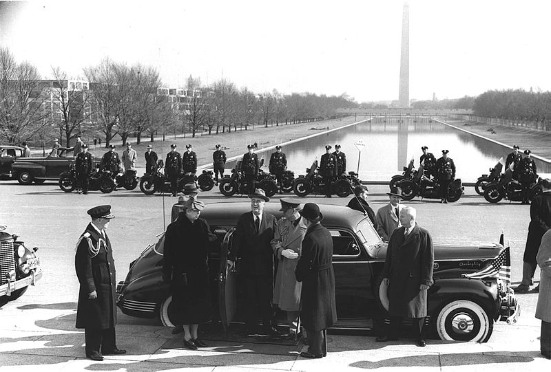 WhiteHouseHstry tweet picture