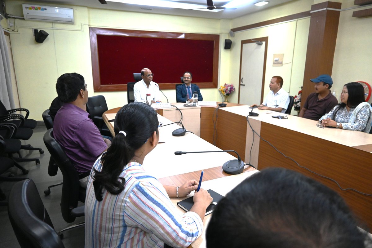nrcpig's tweet photo. Dr. Naveena B. Maheswarappa, Animal Husbandry Commissioner, DAHD visited ICAR–NRC on Pig on 21 July 2026. During his visit, he interacted with the Scientists of the Institute and shared valuable insights and suggestions on various aspects of pig production.
@icarindia
@AgriGoI https://t.co/oCYZEy4iGe