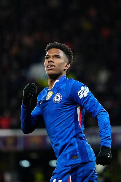 deenayaah's tweet photo. Dear Alonso,

I’m a strong Chelsea fan and I’m writing this with pure passion for the future of our club.

We have a generational, world-class talent sitting right in our squad with Estêvão Willian. Players with his level of flair, vision, and raw instinct don't come around often. Look at what Barcelona did with Lamine Yamal, they trusted him, gave him responsibility, and let him play game in and game out. That absolute trust allowed him to explode into one of the best in the world.

Estêvão needs that exact same path. He doesn't just need rotation minutes; he needs to feel the rhythm of starting every single week to unlock his true potential. Please give him the keys, trust his brilliance, and let him turn Stamford Bridge into his stage. We are sitting on greatness, we just need to let him cook.
Up the Blues!
