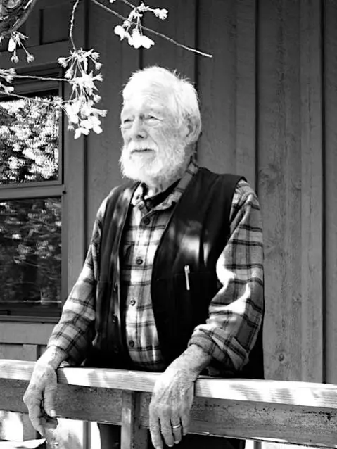 OutlawsPoetic's tweet photo. "True affluence is to not need anything."

--Gary Snyder https://t.co/0lCQBGsrKW