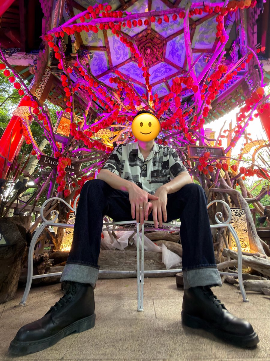 toshimaru0314's tweet photo. これは友人が撮ってくれた構図と格好が完全にクラピカだった写真 https://t.co/KN3RiX7bjx