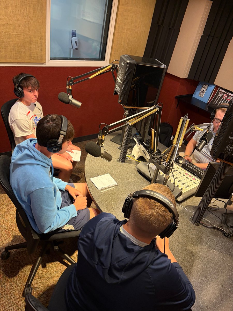 SportsBcastCamp's tweet photo. Sportstalk shows are going great in the John Carroll TV studios and @wjcu887. #clevelandrocks https://t.co/FE0pwnkkhO
