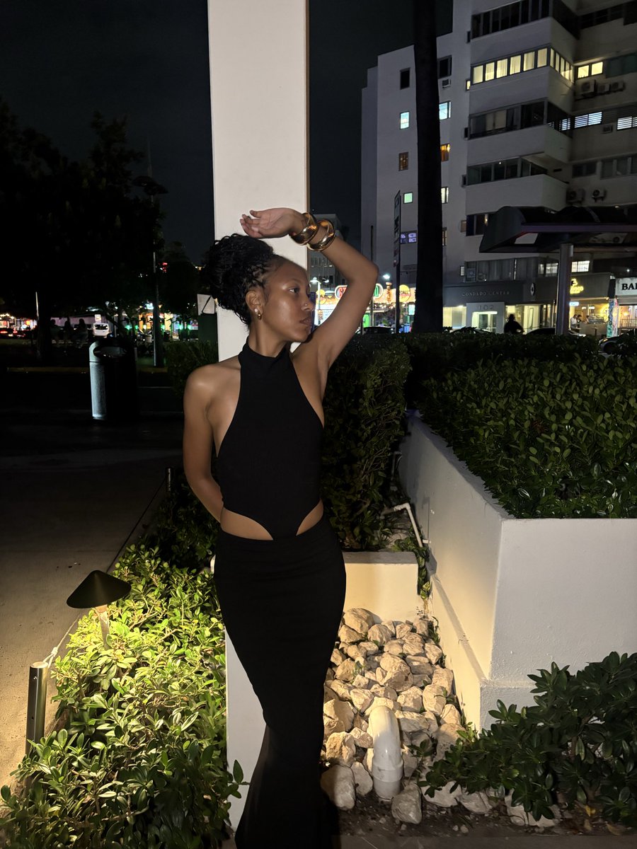 angieeee_2x's tweet photo. 💋💋 https://t.co/wBO41WRSx8
