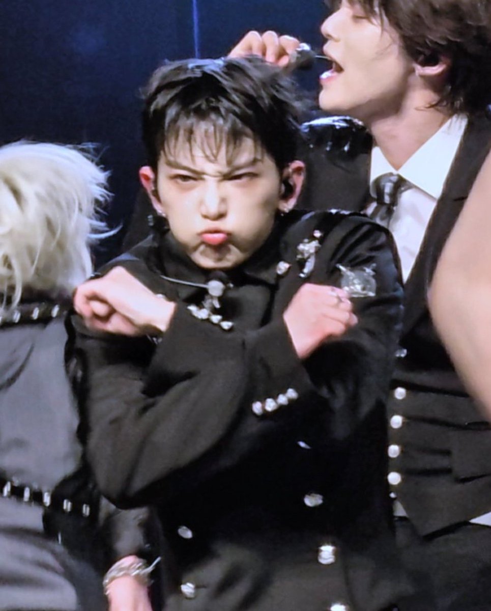 ichlittledich's tweet photo. angwy bunny 😭 https://t.co/ydZS1TIFE9