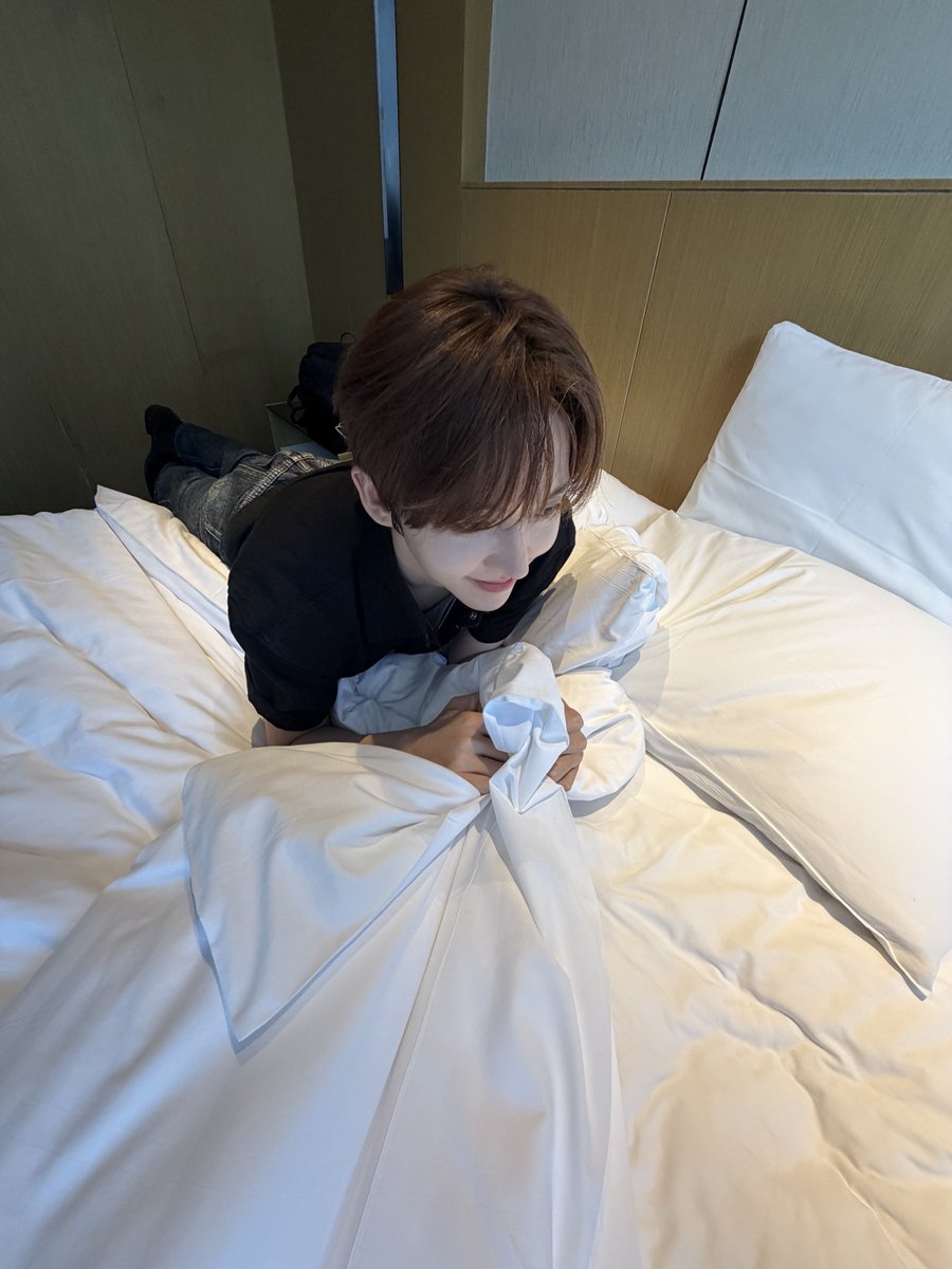 abangsu22's tweet photo. 꺄훙훙 https://t.co/4wDgsSDGUQ