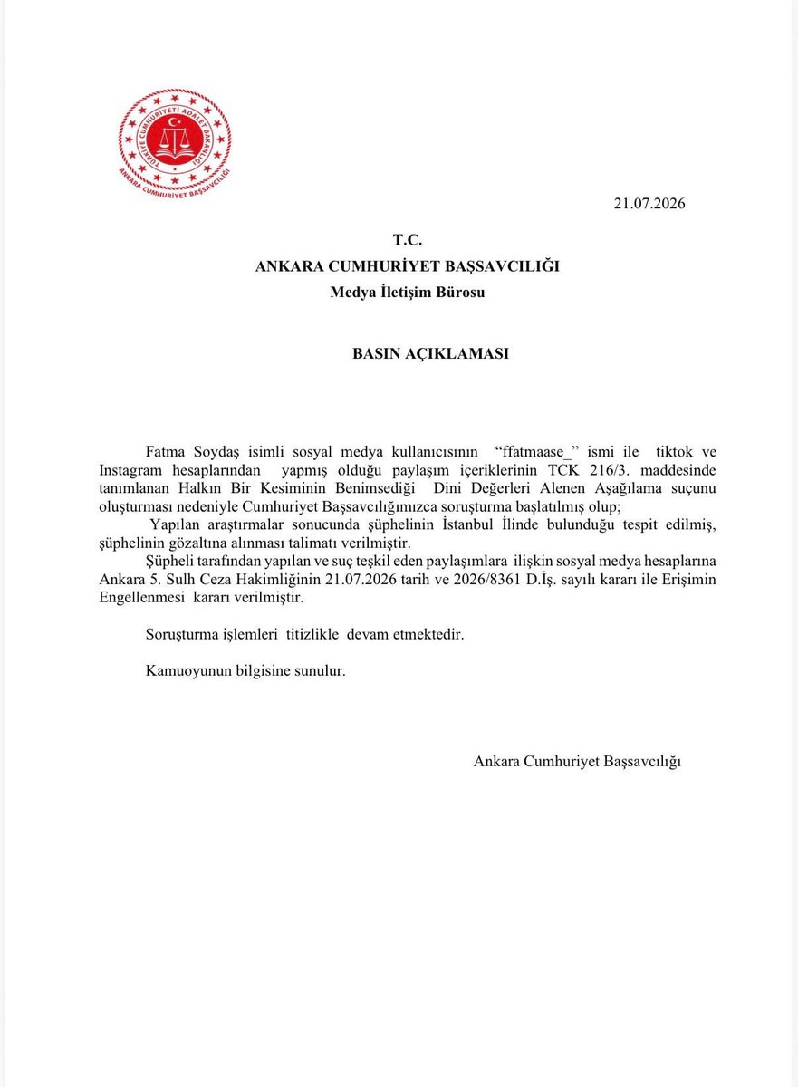 aykiri's tweet photo. SON DAKİKA | İçerik üreticisi Fatma Soydaş hakkında “Halkın bir kesiminin benimsediği dini değerleri alenen aşağılama” gerekçesiyle gözaltı kararı verildi.

Ayrıca Soydaş’ın, sosyal medya hesaplarına erişim engeli kararı getirildi. https://t.co/dbbaPJm7qq