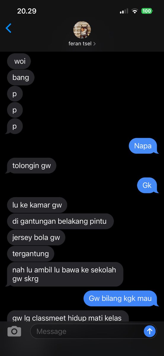 shokoncol's tweet photo. fedri ft. carlos au ; edisi menang klasmit main bola https://t.co/k8x5wn8B75
