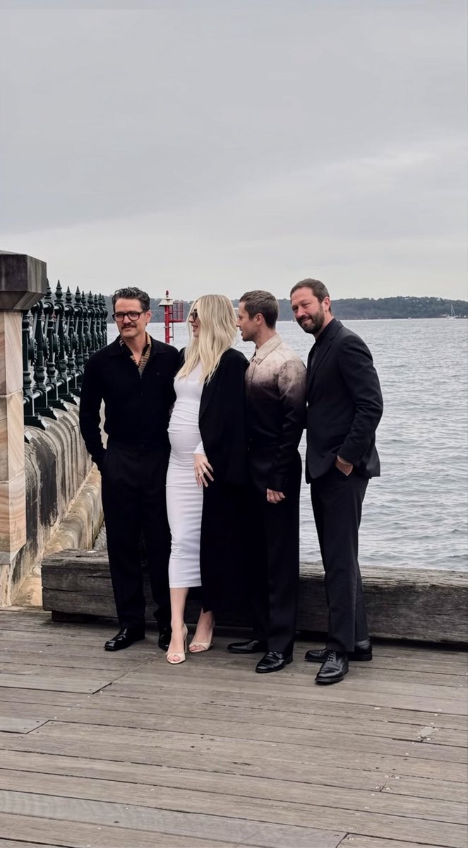 joequinnhq's tweet photo. 🔴 New/old content of Joseph Quinn with the cast of ‘THE FANTASTIC FOUR: FIRST STEPS’ in Sydney, last year. https://t.co/Q0z7O8EBPi