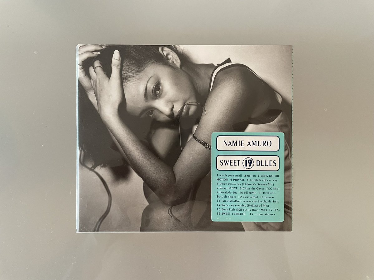 hanimage58's tweet photo. 1996年7月22日に安室奈美恵ちゃんの「SWEET 19 BLUES」が発売されて30周年。336万枚を売り上げる大ヒットアルバムでございます。4種類のジャケットも話題となりました。楽曲は一般受けするヒット曲というよりも、安室ちゃんのやりたかった事が形になったアルバムです。
#安室奈美恵
#SWEET19BLUES https://t.co/JvHwFBIrwh