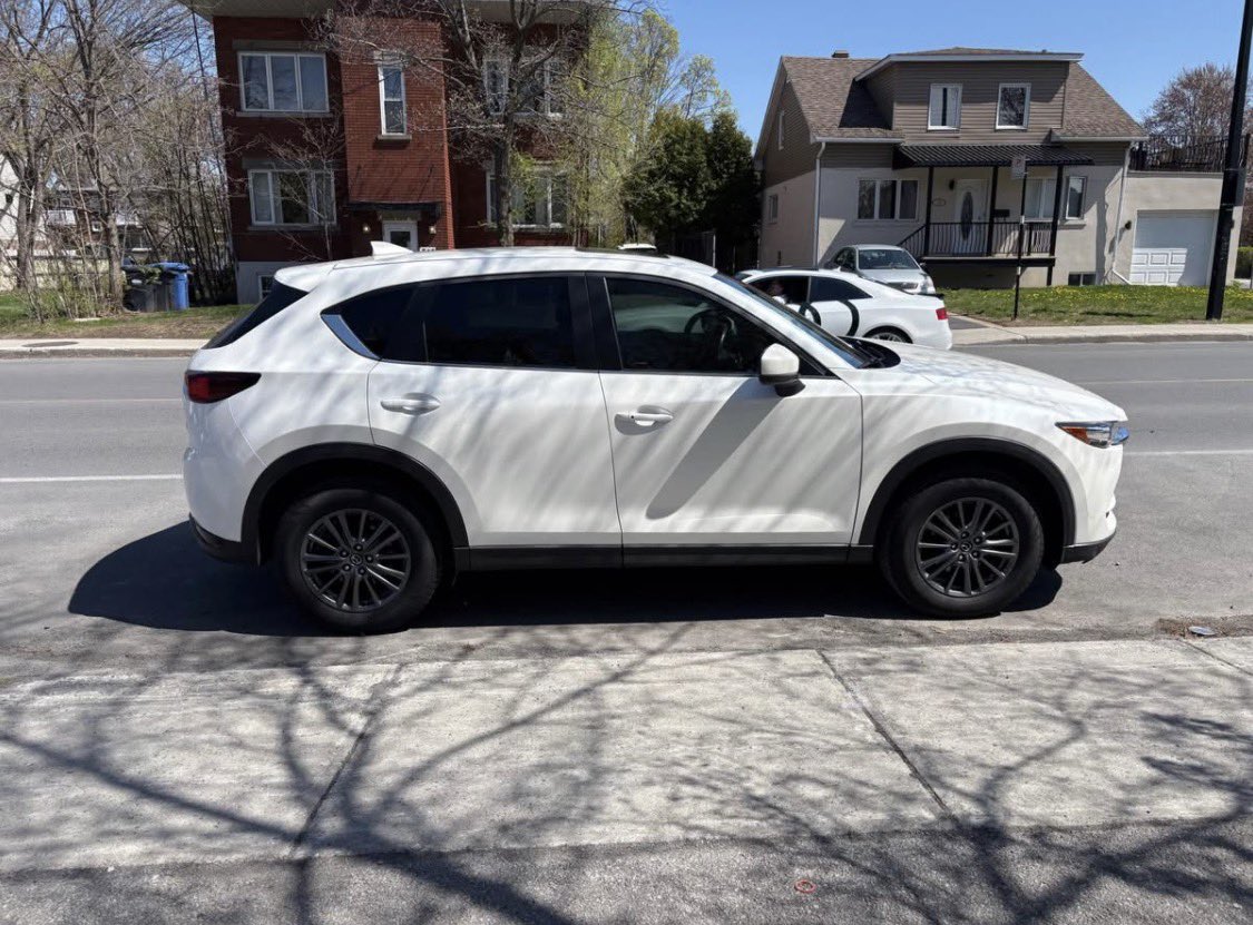 elikemjnr22's tweet photo. Mazda CX-5 2019 
Mostly driven on the highway with a good maintenance history
Mileage : 187000 kilometers 
Price :155000 gh including shipping cost . 60% payment option available 🇨🇦🇨🇦🇬🇭🇬🇭
Contact :+1(709)8535708 on WhatsApp https://t.co/VwocRabJQZ
