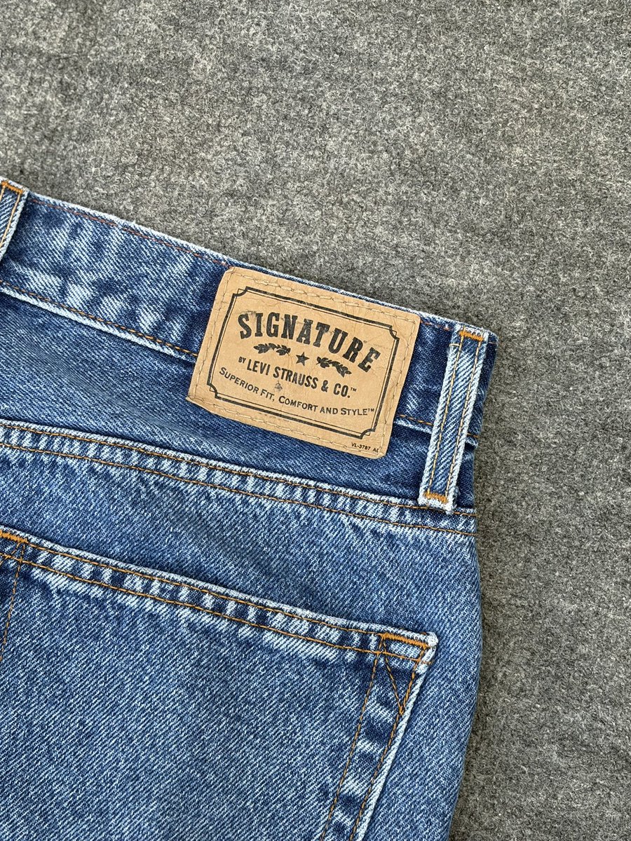 themenswadrobe's tweet photo. Signature by Levi’s 

Waist 32

¢180 https://t.co/HC5v7DXc6O