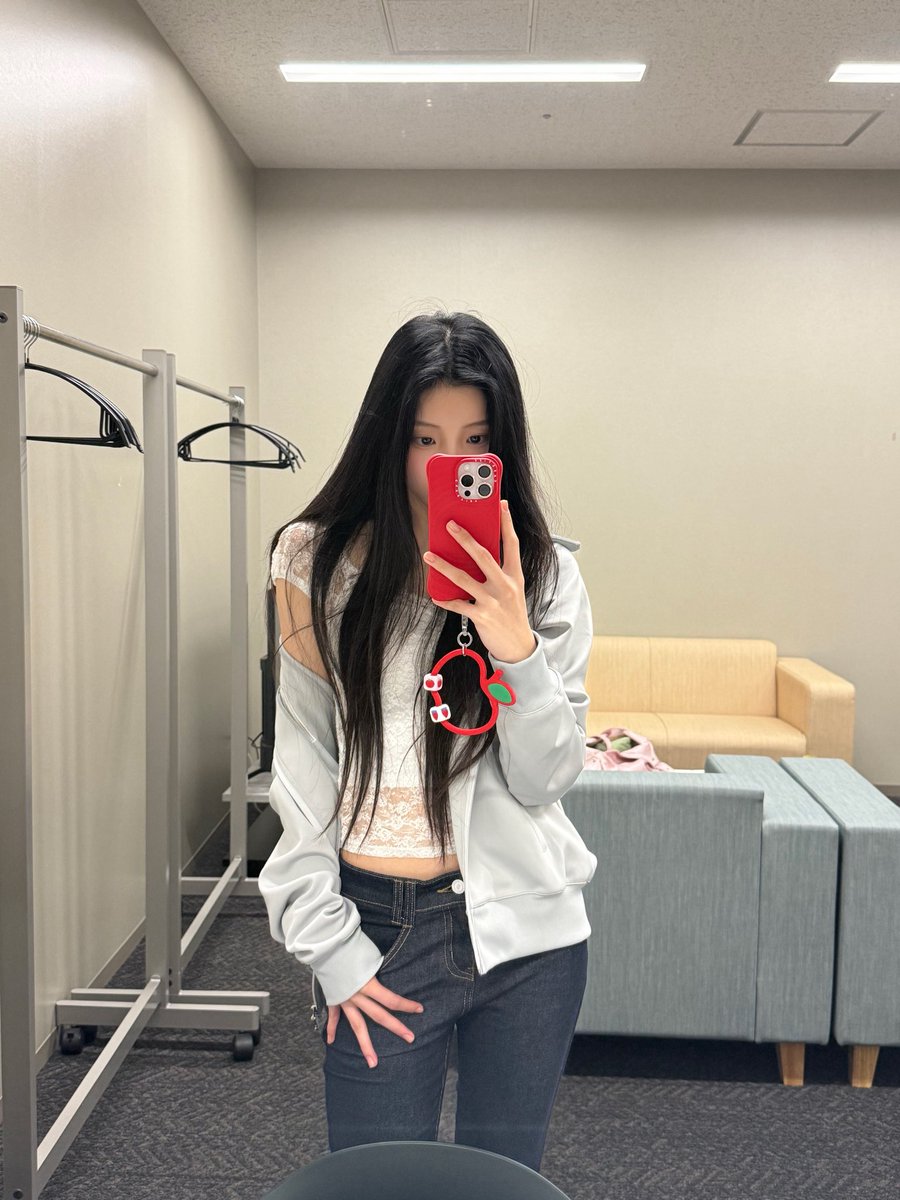 🍥 tweet media