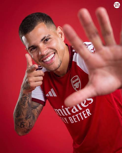 IDGoonerscom's tweet photo. PecahRaja! 

Via source apik, @alex_crook:

“Sebuah sumber terpercaya mengungkapkan kepada saya pagi ini bahwa kesepakatan Bruno Guimarães ke Arsenal hampir rampung, dengan nilai yang diperkirakan berkisar antara 75 hingga 80 juta poundsterling.” https://t.co/diLMfwgIt6