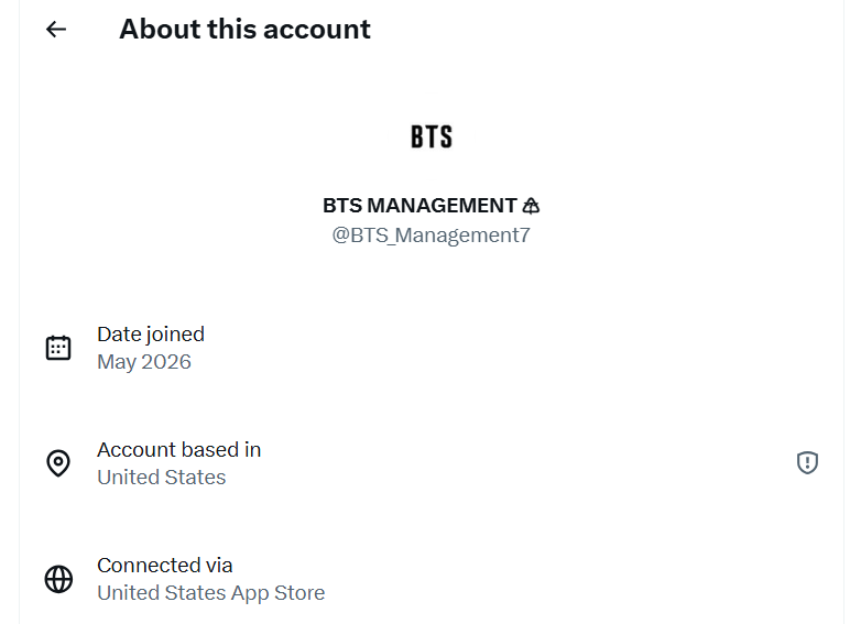 purplelifewbts's tweet photo. Since when did ARMY have an "official fan management for the BTS crew?" 🙄

ARMY, heads up‼️ ARMY Membership is purchased through Weverse Shop, not thru DMs. If an account claims this or pretends to be official, report, mute &amp; block. Stay safe. 💜 https://t.co/25UHWbC8so