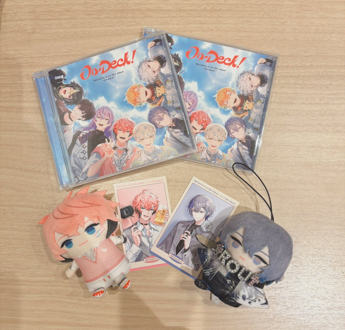 hall0__f's tweet photo. MECHATU-A
1st Mini Album 『On-Deck！』
発売おめでとうございます✨
今日お店色々見てきた！アルバムもいっぱい聴きます🎶

#放ロウ者 
#ウェン巡回中 https://t.co/vyzy4lURou