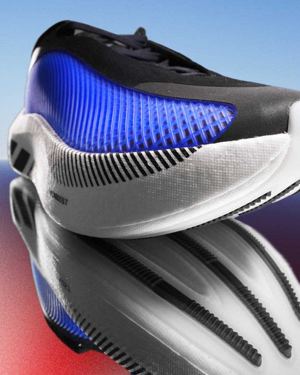 footlocker's tweet photo. One move turns into ten. 

The adidas Hyperboost Euphoria keeps up with every side quest. https://t.co/7dCJdRnkD6