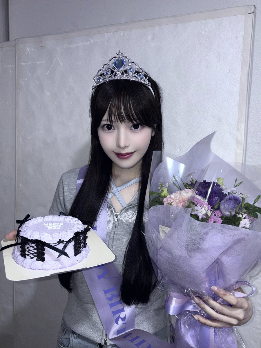 yune_mv0722's tweet photo. 本日、誕生日を迎えました。
紫の似合う女の子になります💜݁𖥔. 

#ミクベル #香久耶ゆね https://t.co/Syfi3PrAii