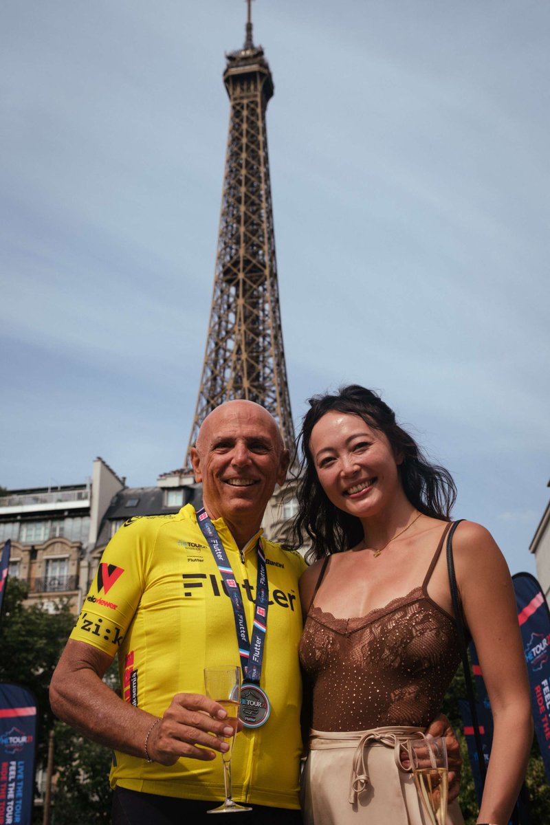 TheTour21's tweet photo. Rob Gitelis 🇺🇸
🏅The Tour 21 In Partnership with Flutter Entertainment Finisher

After the mother of his children was diagnosed with blood cancer, Rob took on The Tour 21 and has raised an incredible £36,000. 
His challenge is complete, but you can still support his fundraising! https://t.co/uk5rJQ9jYi