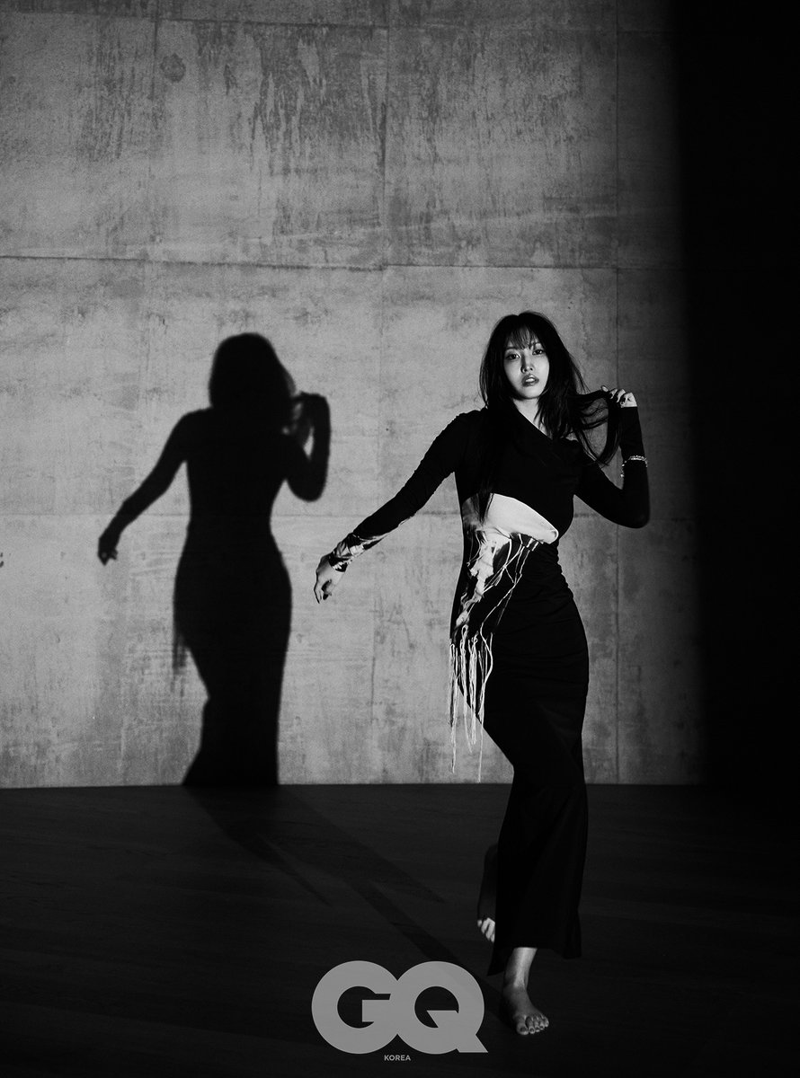 todayintwice's tweet photo. 2 years ago today, MOMO's magazine photoshoot with GQ Korea was released. https://t.co/VoheZLaO2P