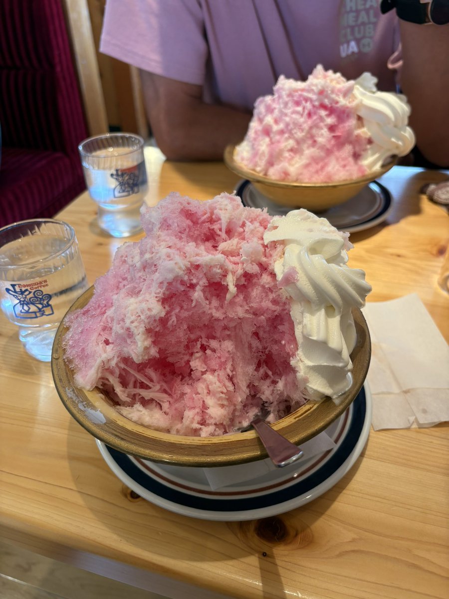 0317smpq's tweet photo. もも太郎氷
#コメダ珈琲三条店
@seihyo_jp https://t.co/ddqjTNLogB