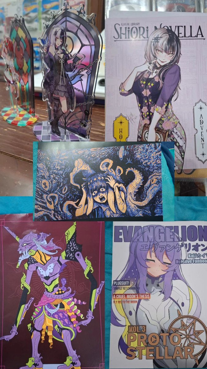 setengahsendokk's tweet photo. My memorable haul from my otaku era
1. Im not a big fan of acrylic stand, but that stained glass background is 😚🤌
2. Shiori wearing kebaya, love at the first sight
3. Eva 01 as wayang
4. Moona in eva suit, buy 2nd day ticket just for this
5. Ina as the scream, masterpiece ofc https://t.co/qXjmQEkU1l