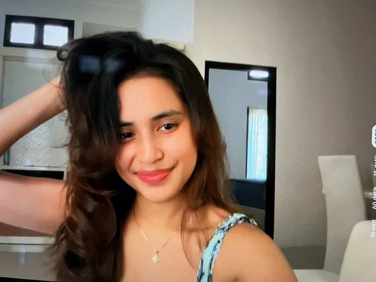 69indogirl's tweet photo. ~Tasyakho https://t.co/cbGy1EttkK